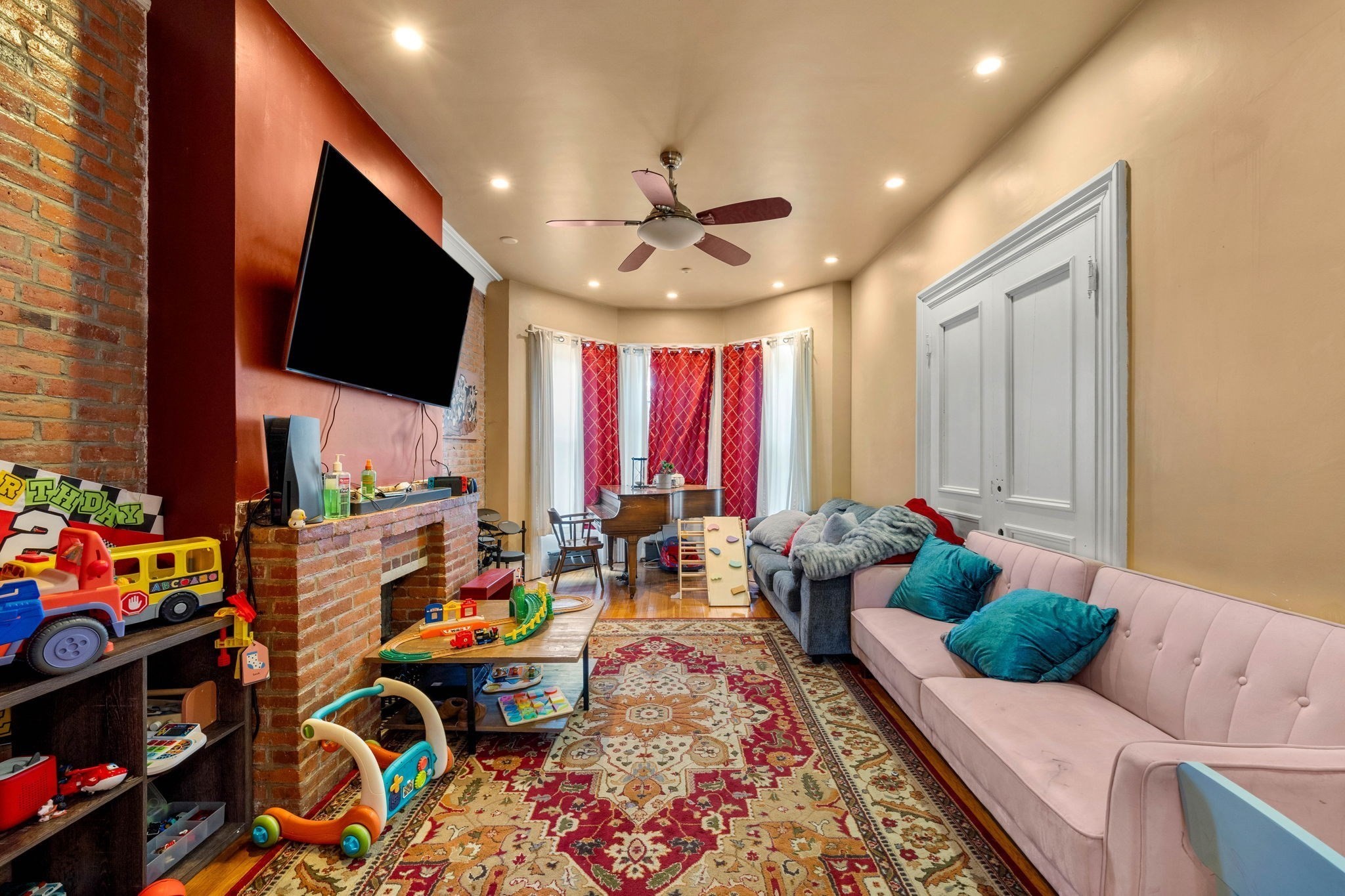 16 Perrin St, Roxbury, Boston, MA 02119 - Image 7
