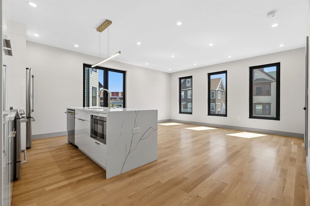32 McKone Street Unit 2, Dorchester, Boston, MA 02122