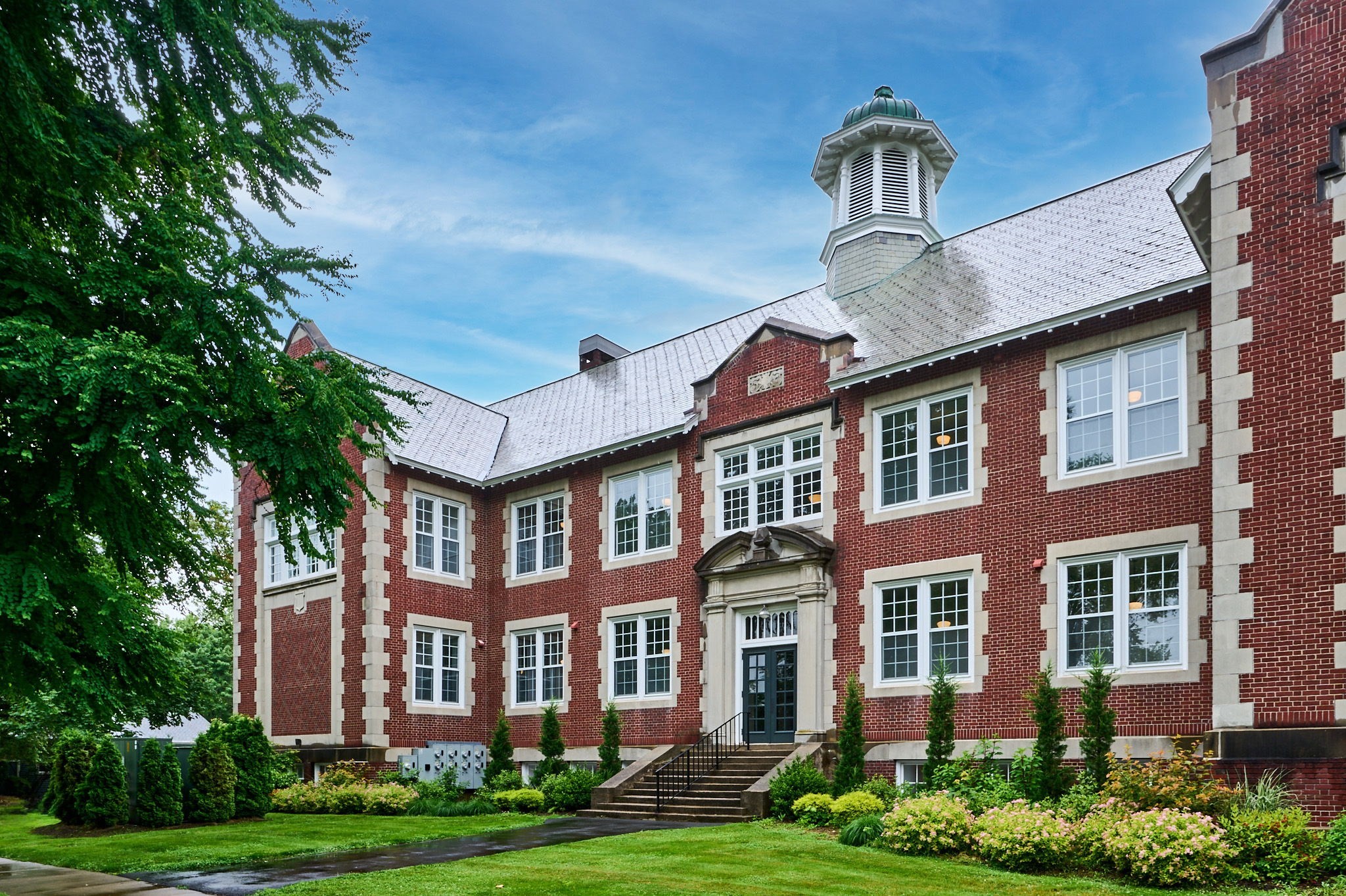 58 Main St Unit 4, Hatfield, MA 01038