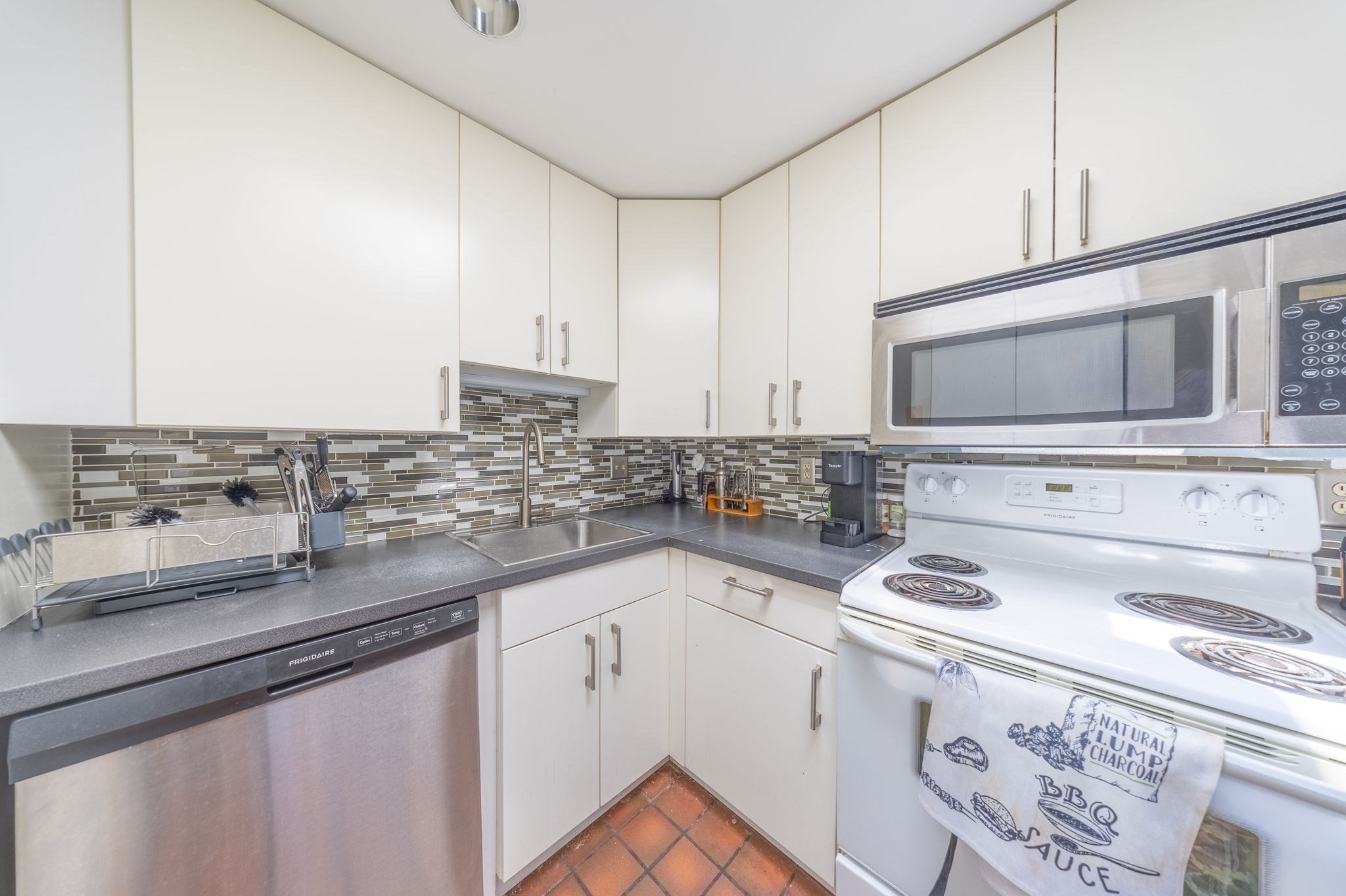 102 Gainsborough St Unit 402E, Symphony, Boston, MA 02115 - Image 6