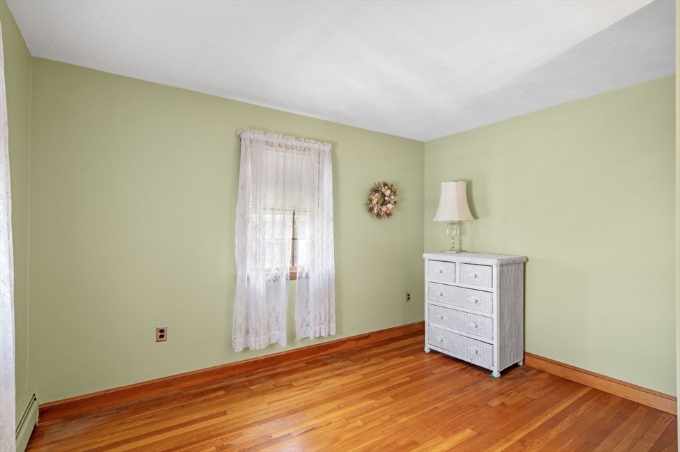 25 Colonial Rd, Peabody, MA Image 21