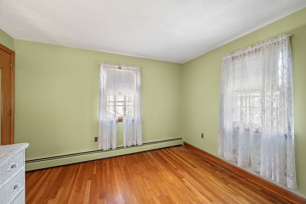25 Colonial Rd, Peabody, MA Image 22