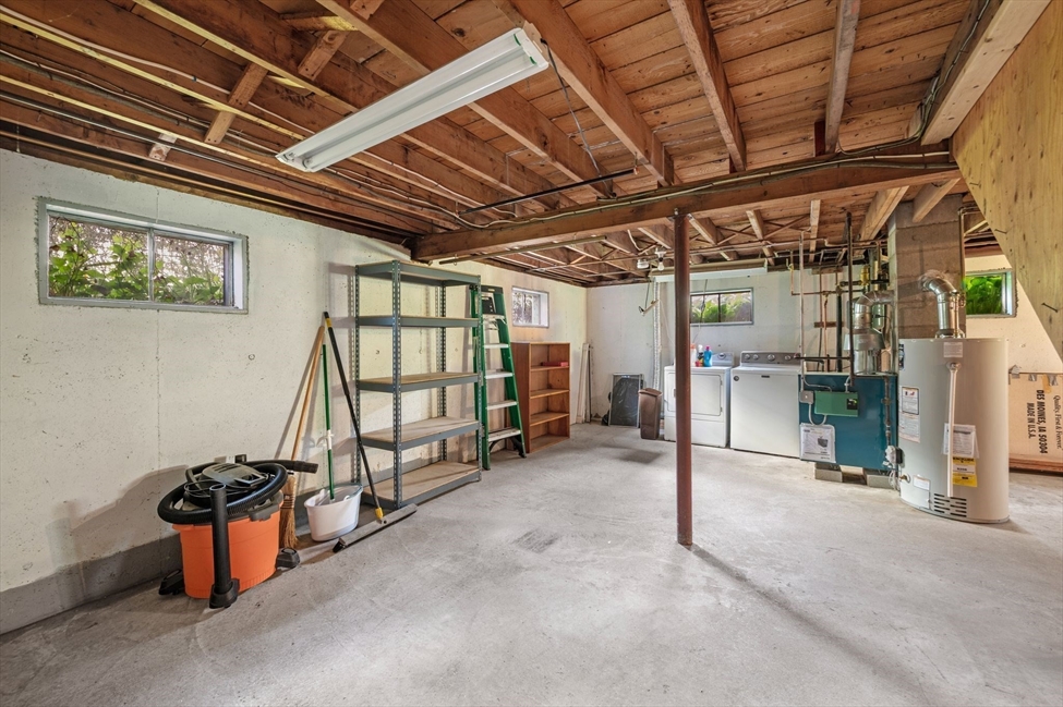25 Colonial Rd, Peabody, MA Image 32