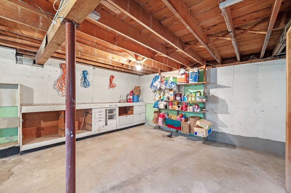 25 Colonial Rd, Peabody, MA Image 33