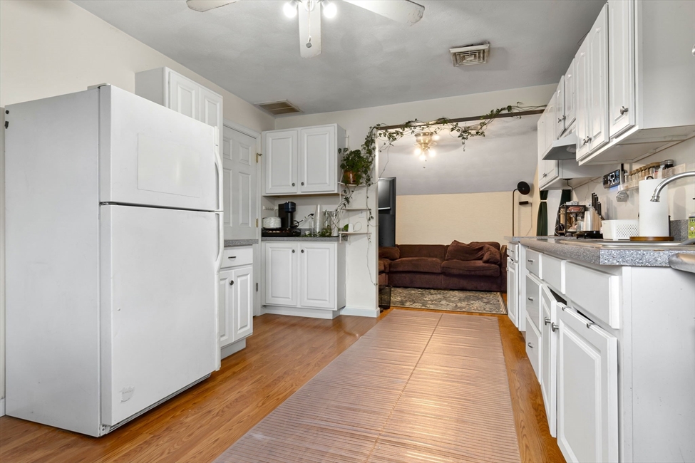 4 Calas Circle, Peabody, MA Image 12