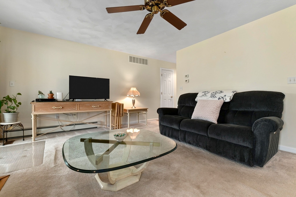 4 Calas Circle, Peabody, MA Image 25