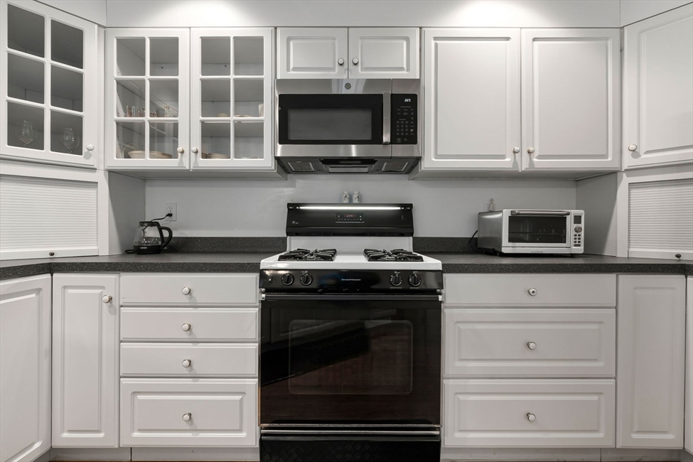 4 Calas Circle, Peabody, MA Image 34