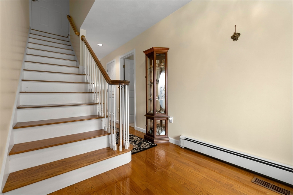 4 Calas Circle, Peabody, MA Image 6