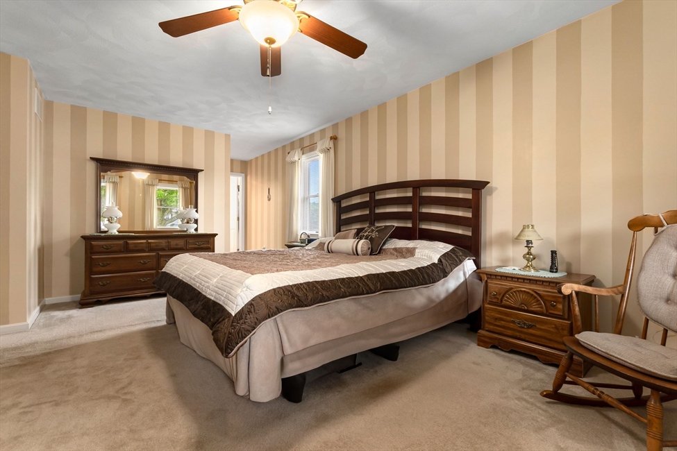 4 Calas Circle, Peabody, MA Image 7