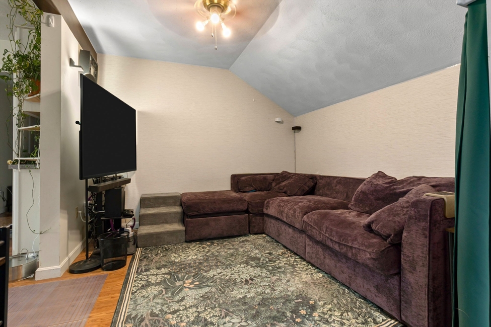 4 Calas Circle, Peabody, MA Image 10