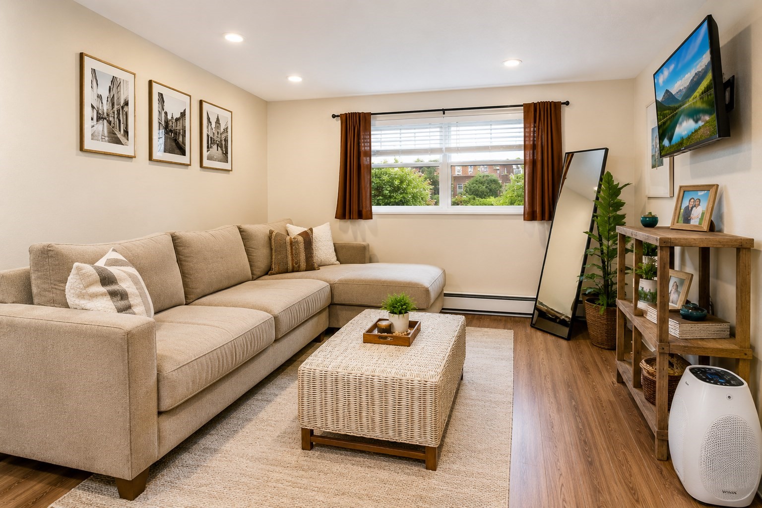 668 Robbins Ave Unit 3, Dracut, MA 01826