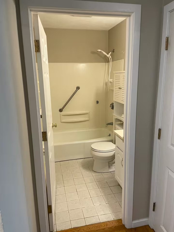 16 Cleveland Place Unit 8, Gloucester, MA 01930 - Image 10