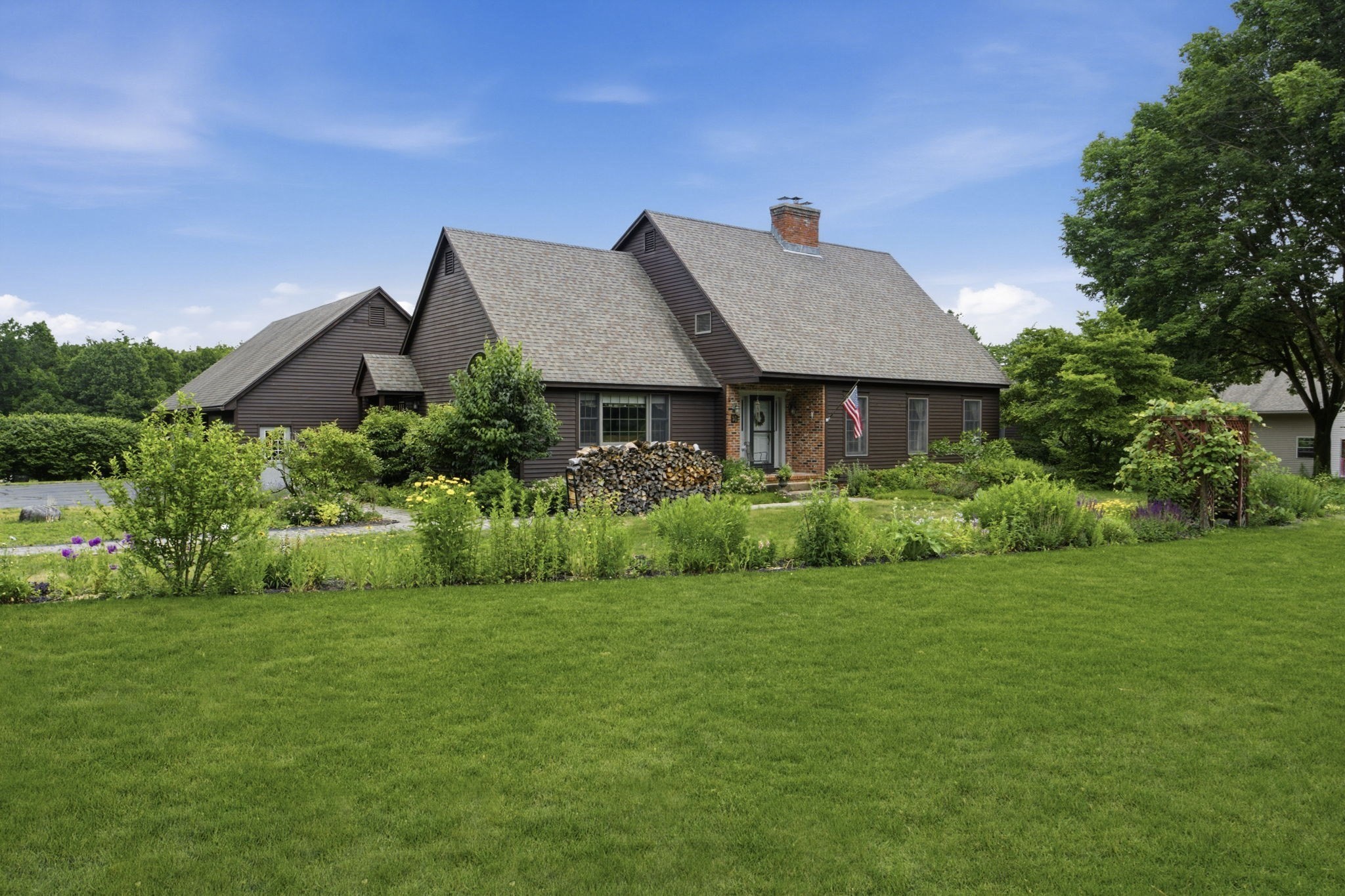 51 Coleman Road, Southampton, MA 01073