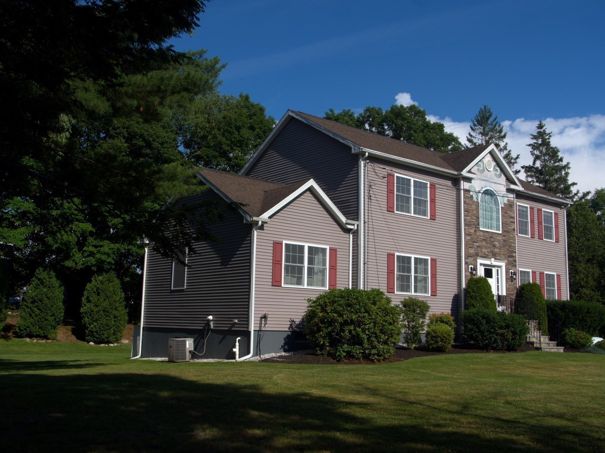 52 Phelps St, Marlborough, MA 01752 - Image 2