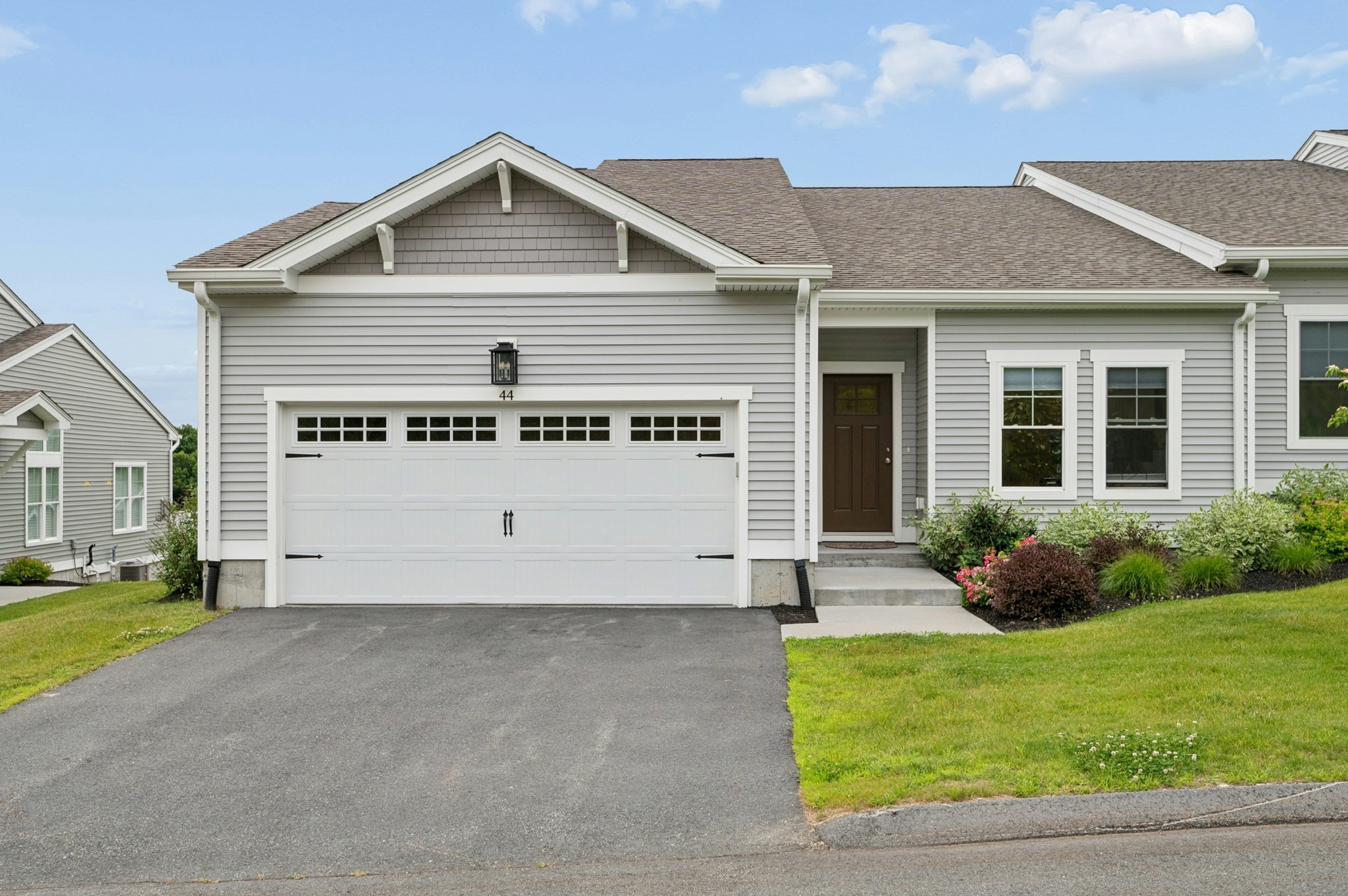 44 Logans Run Unit 44, Millbury, MA 01527