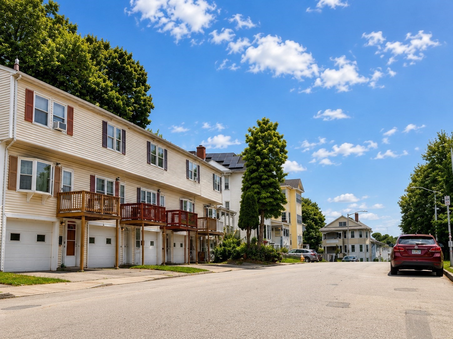 20 Rice Ln, Worcester, MA 01604