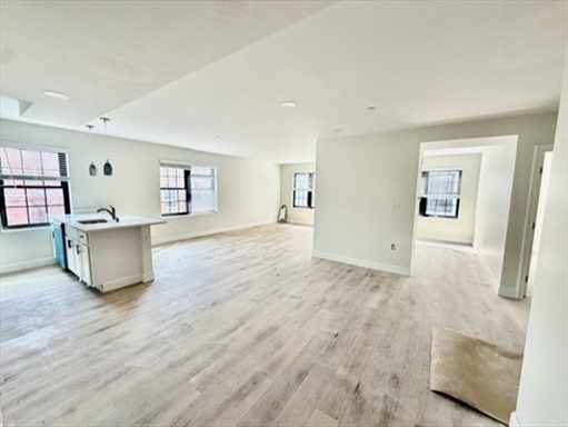 455 Massachusetts Ave, Apt 212