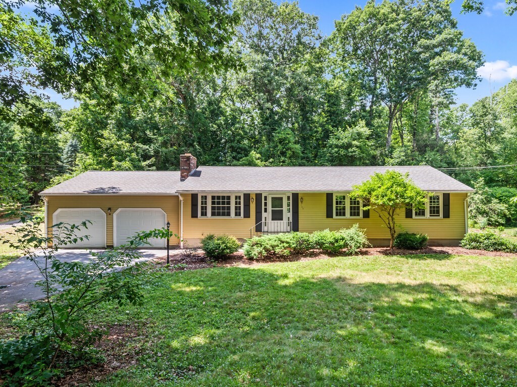 164 Stafford Road, Holland, MA 01521