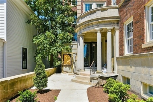 9 Dana St, Apt 26
