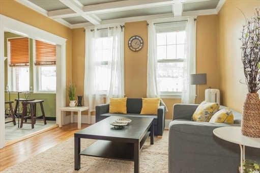 130 Sutherland Rd, Apt 5
