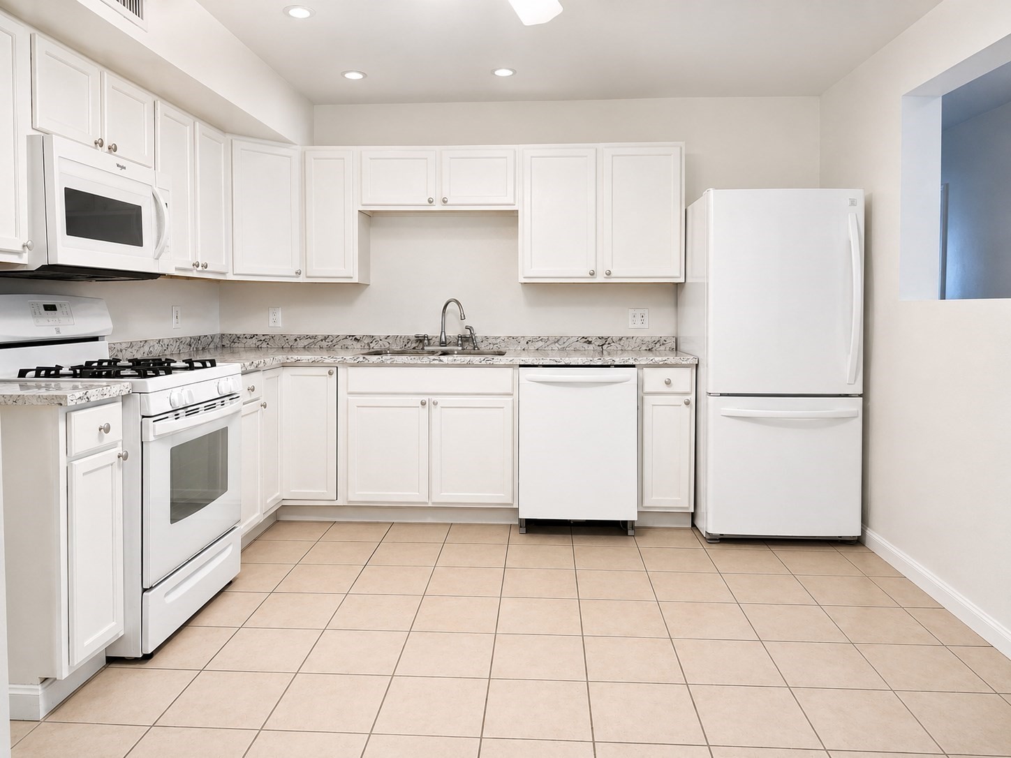 526 Third St Unit 3, Fall River, MA 02721 - Image 1