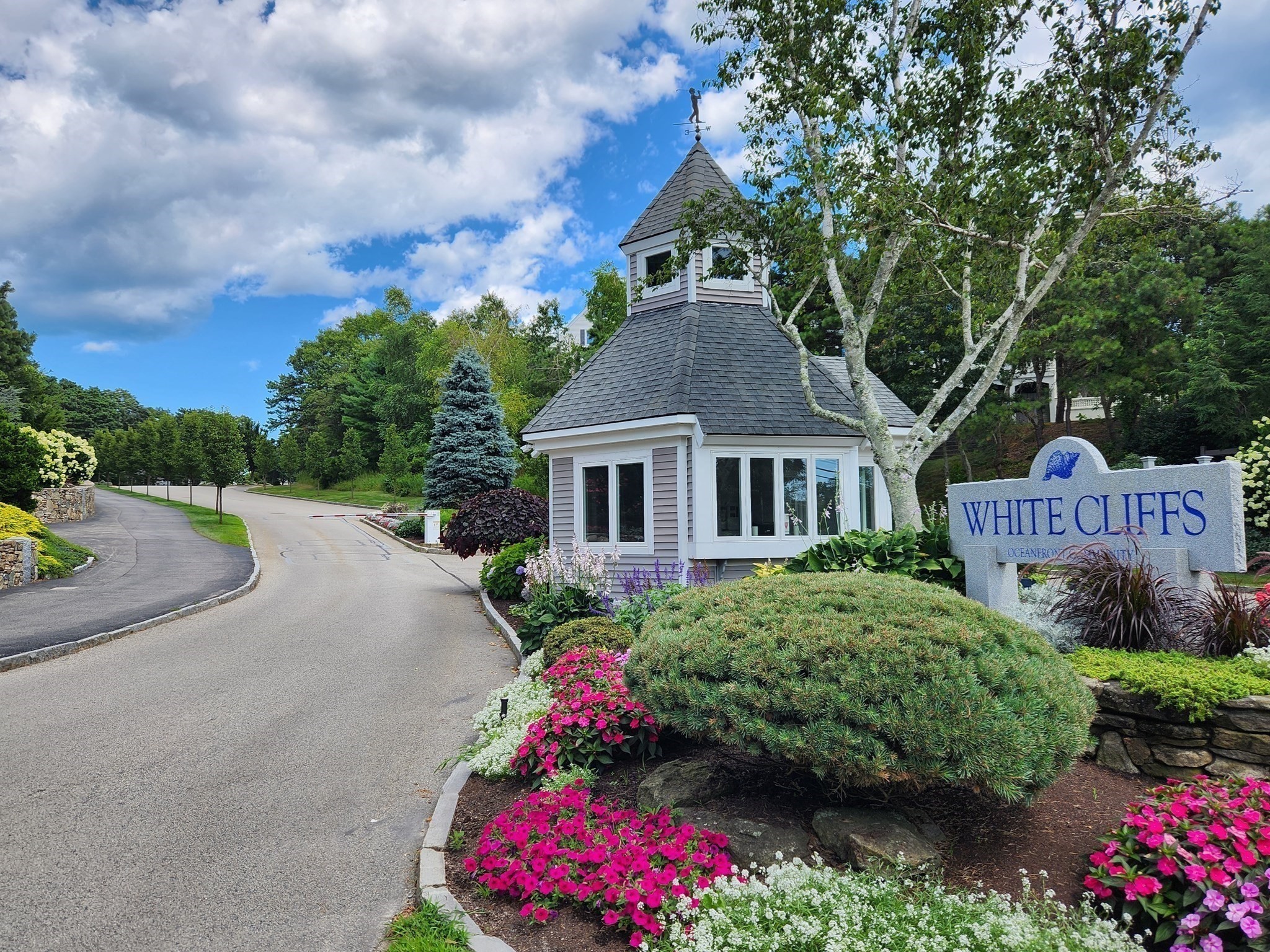 16 Westcliff Dr Unit 16, Plymouth, MA 02360