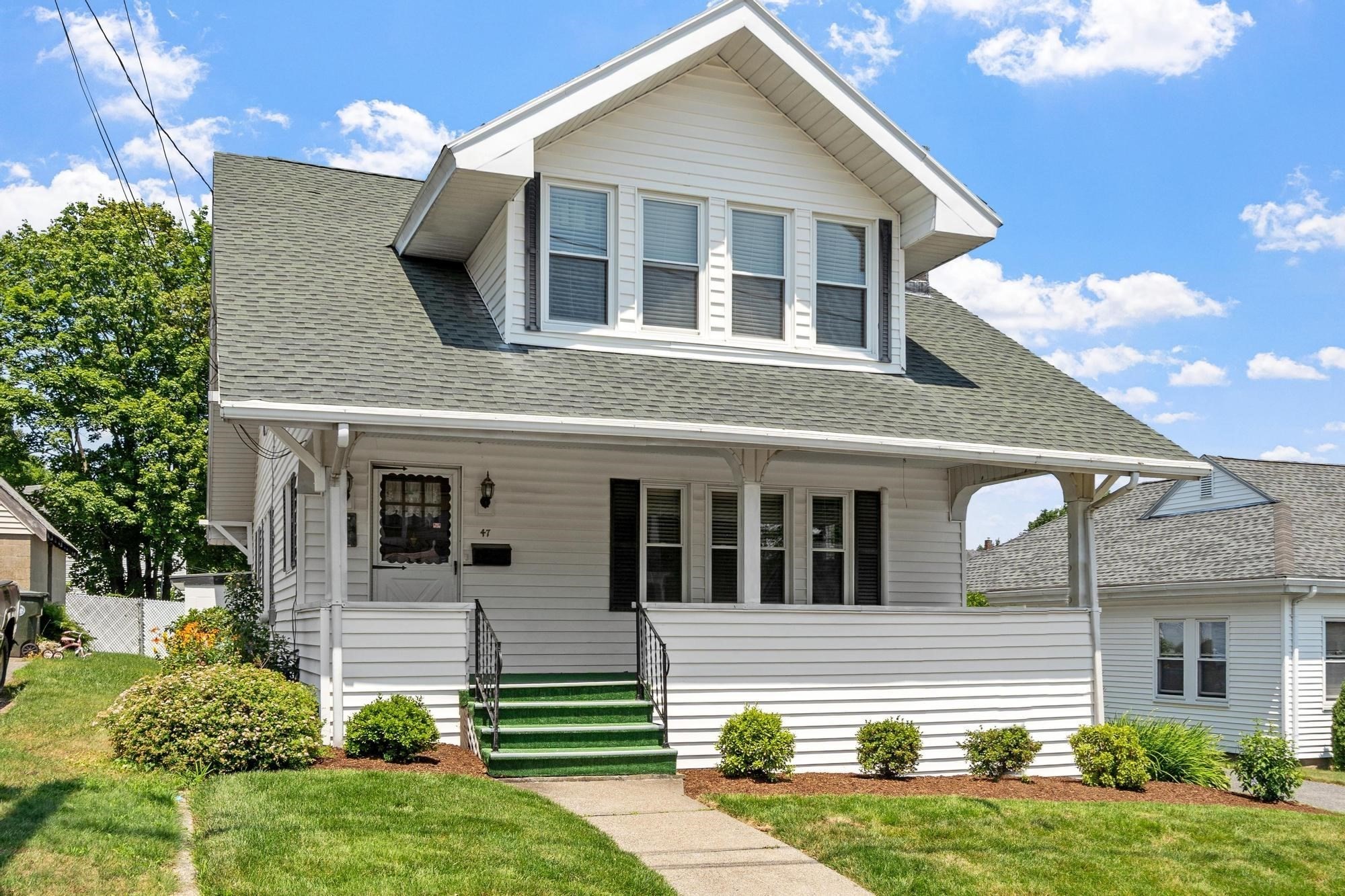 47 Arnold St, Marlborough, MA 01752 - Image 2