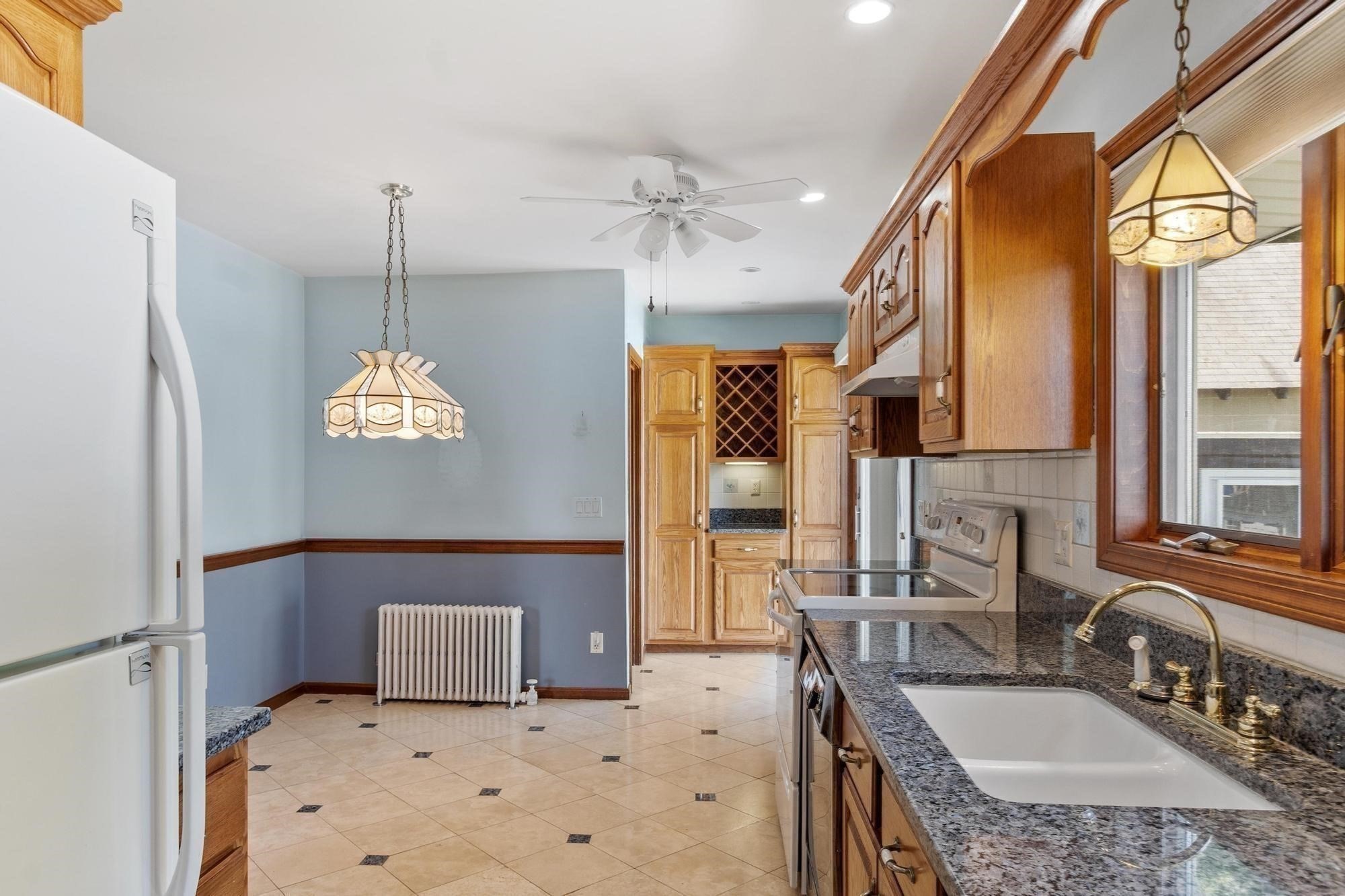 47 Arnold St, Marlborough, MA 01752 - Image 12
