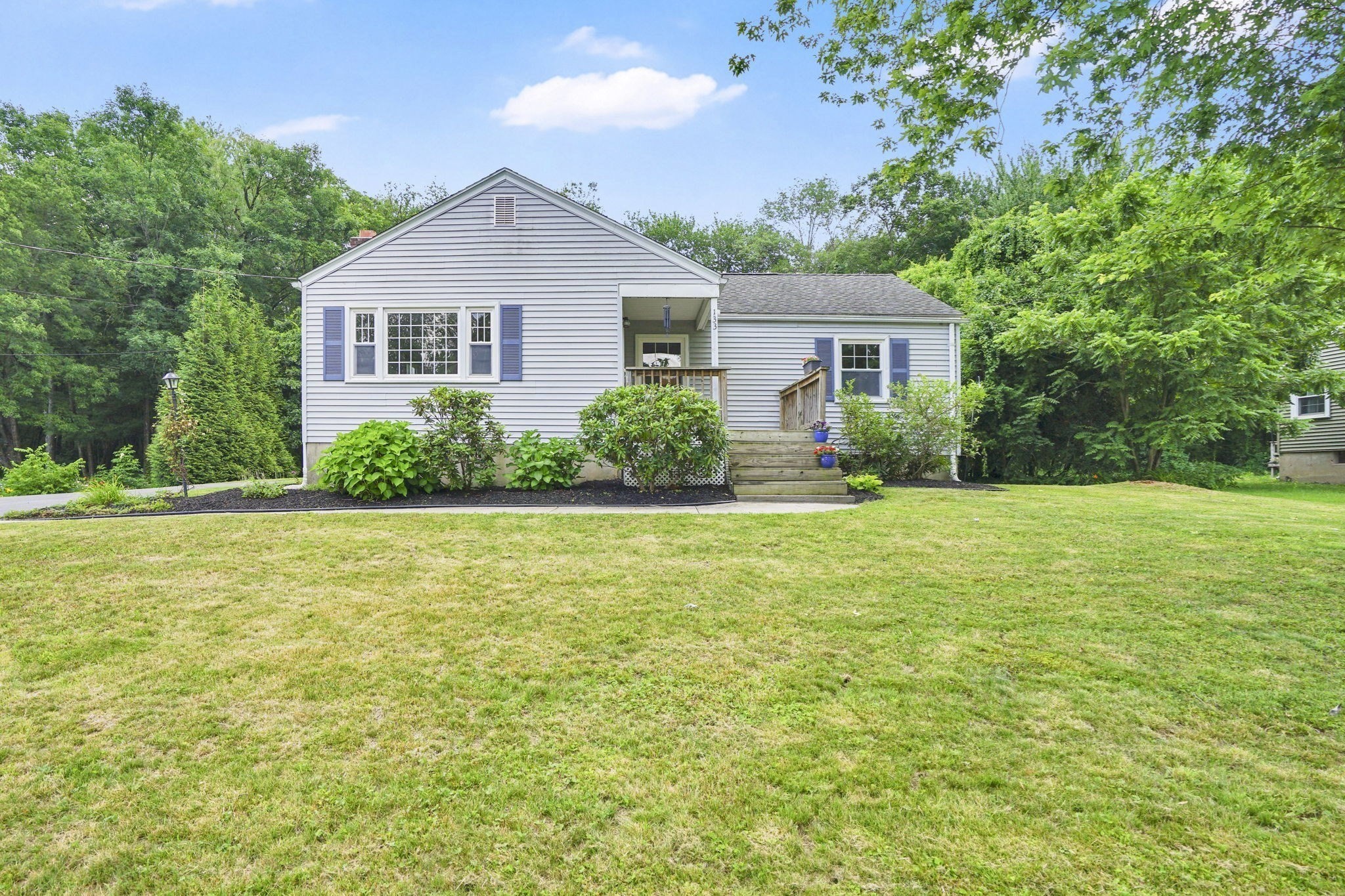 133 Mosier St, South Hadley, MA 01075