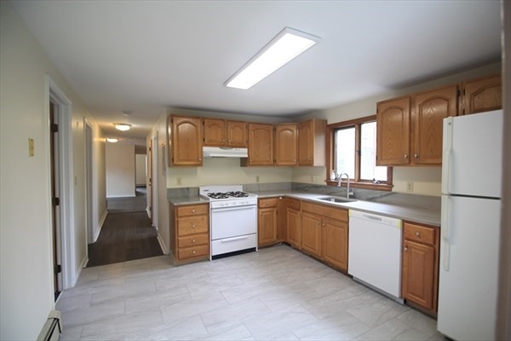 21 Mellen, Apt 3