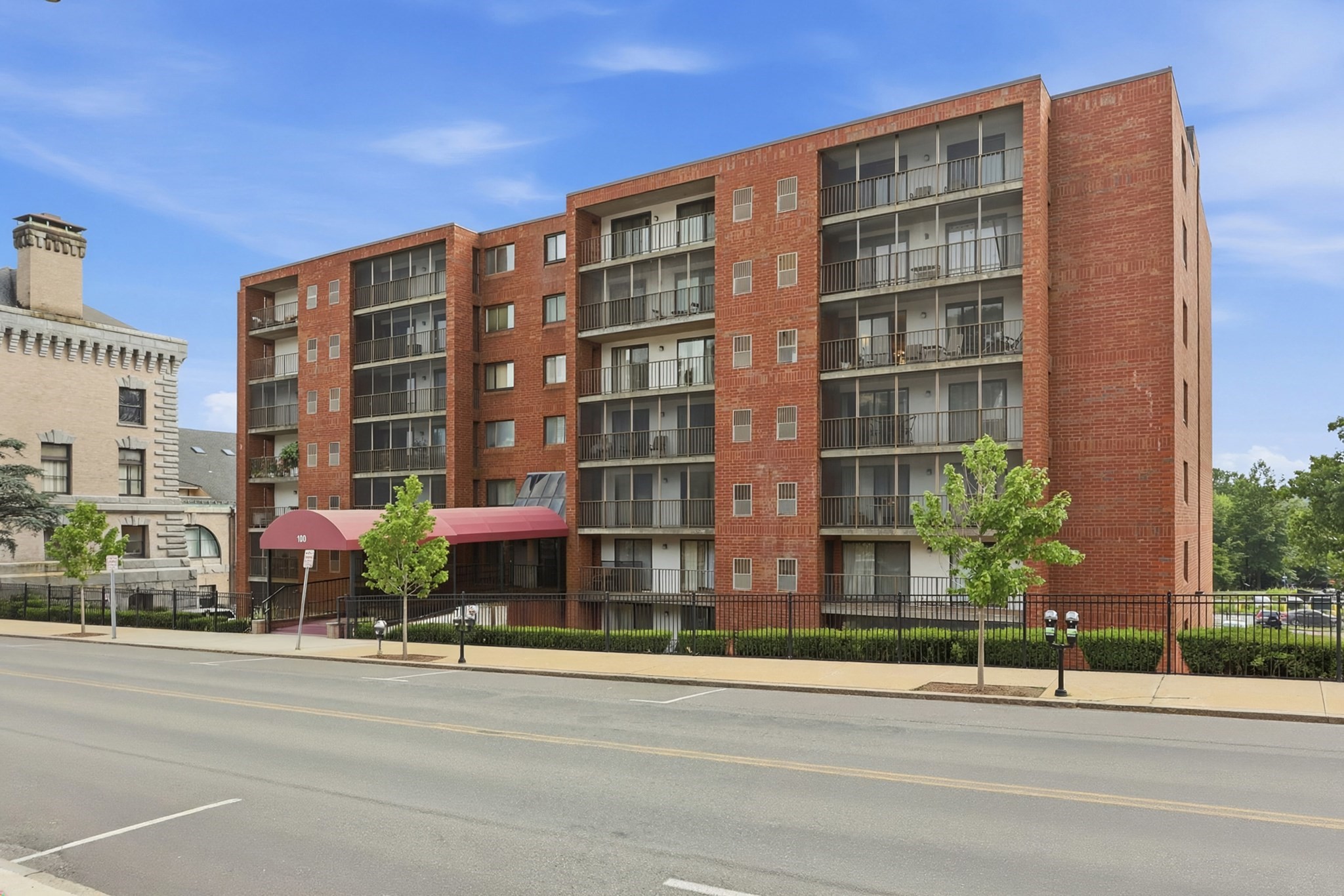 100 High St Unit 404, Medford, MA 02155