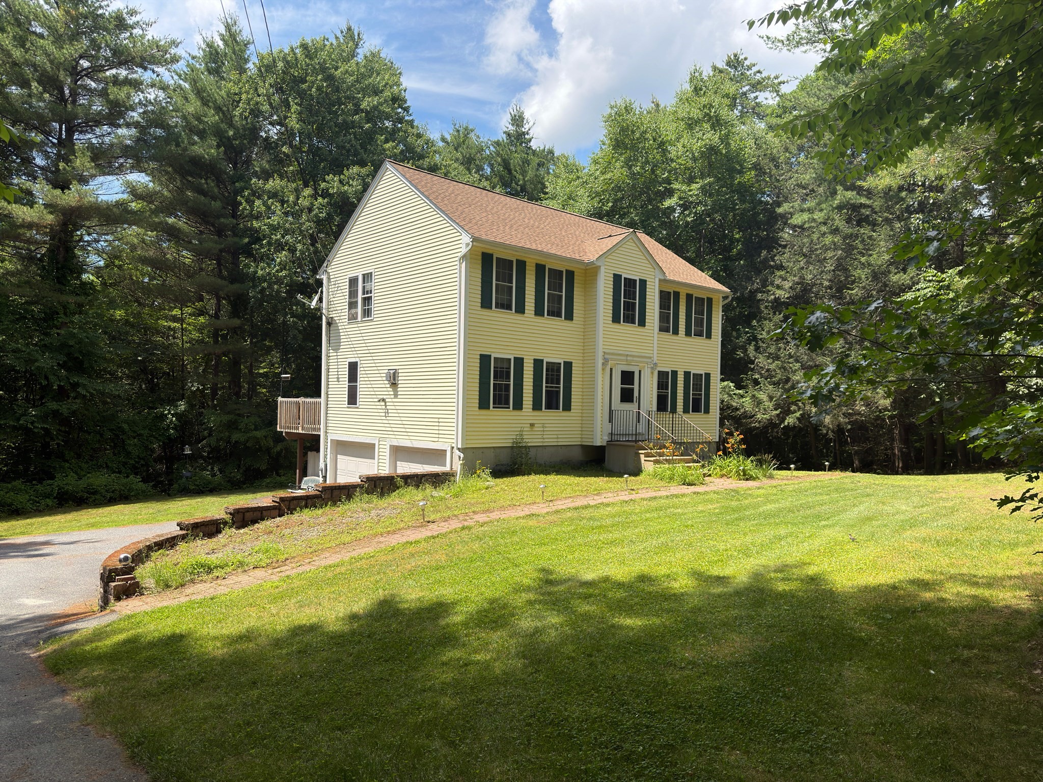 98 H Foote Rd, Charlton, MA 01507
