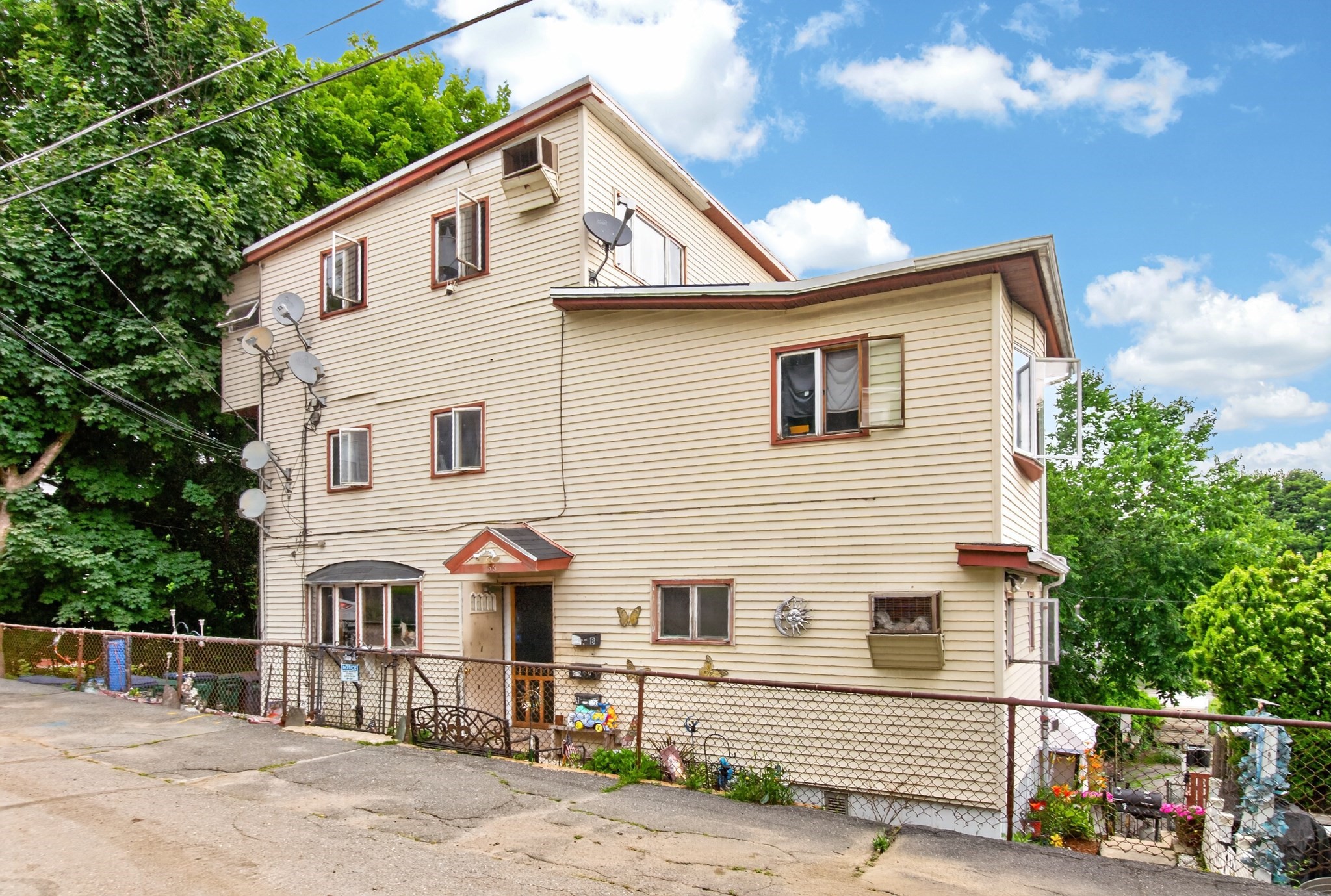 55 Canton St, Fitchburg, MA 01420 - Image 2