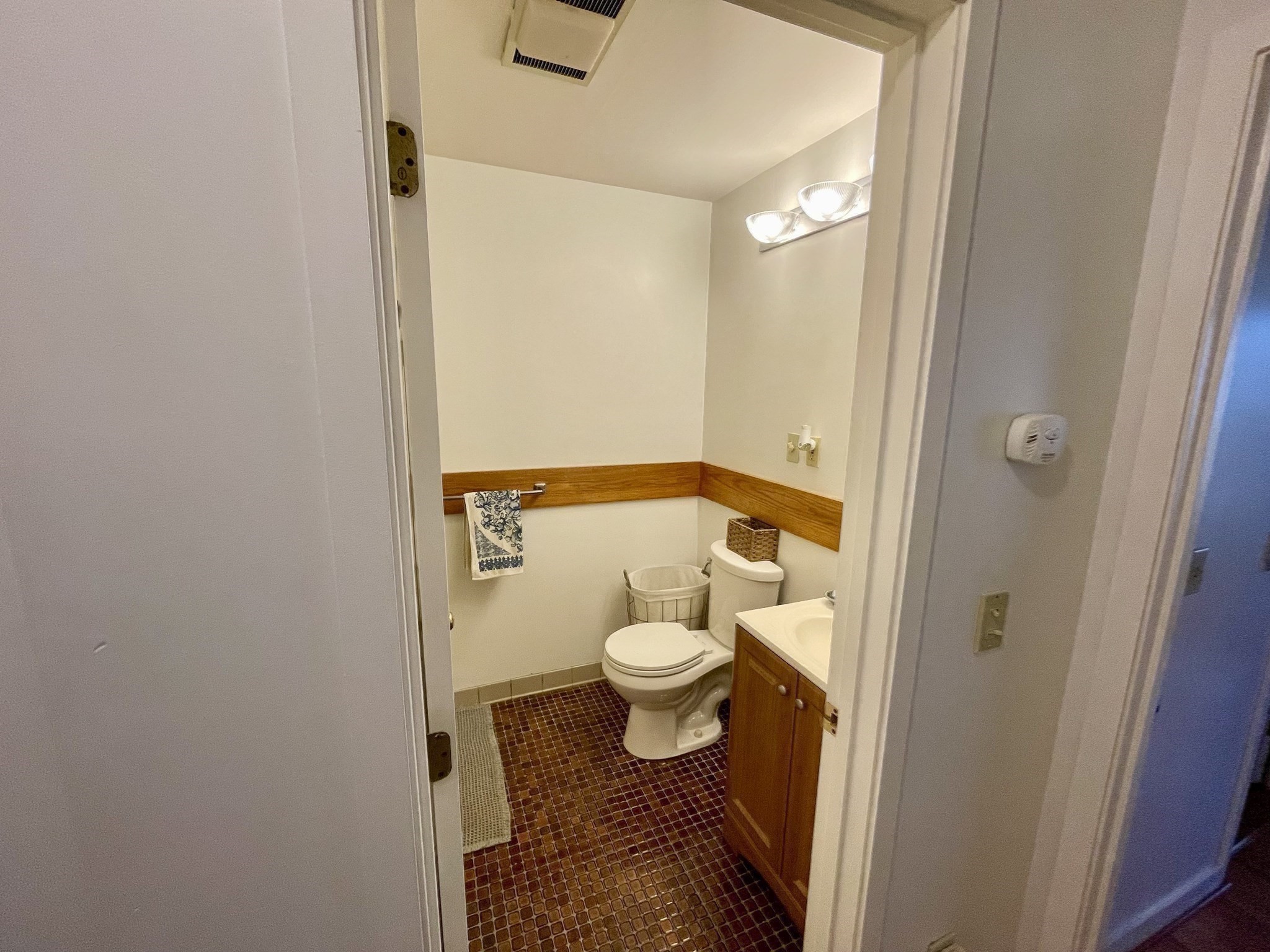 1 Loring Ave Unit 207, Swampscott, MA 01907 - Image 15