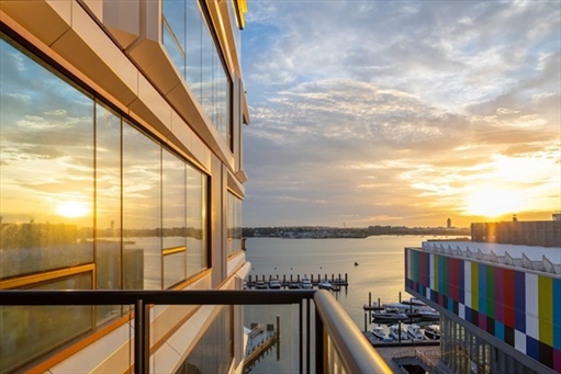 1 Harbor Shore Drive, Apt 4M