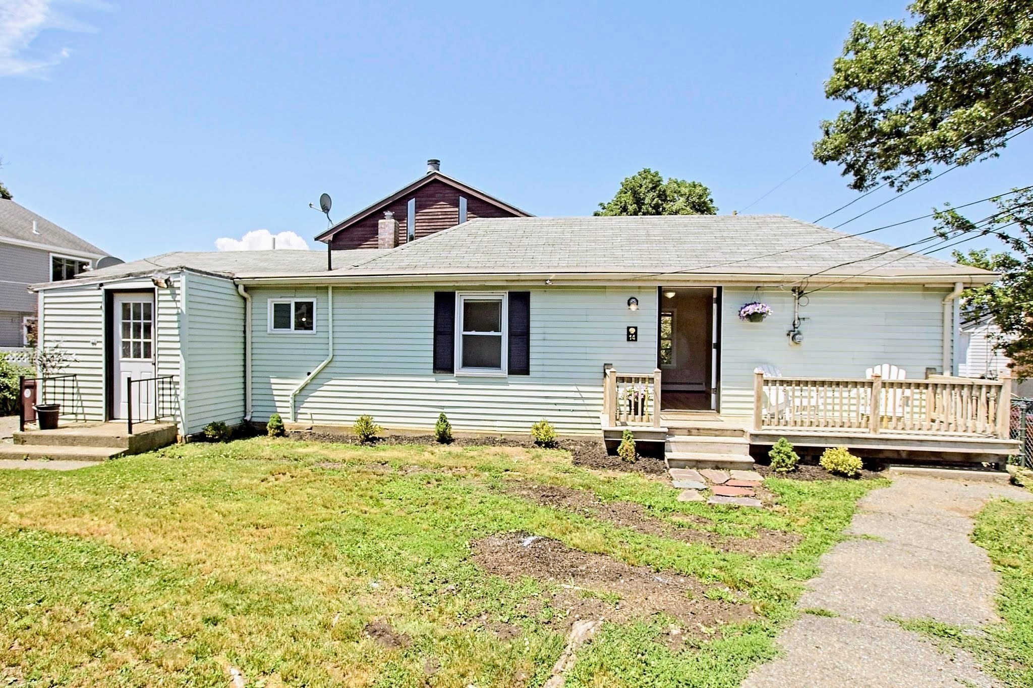 14 Putnam Rd, Revere, MA 02151