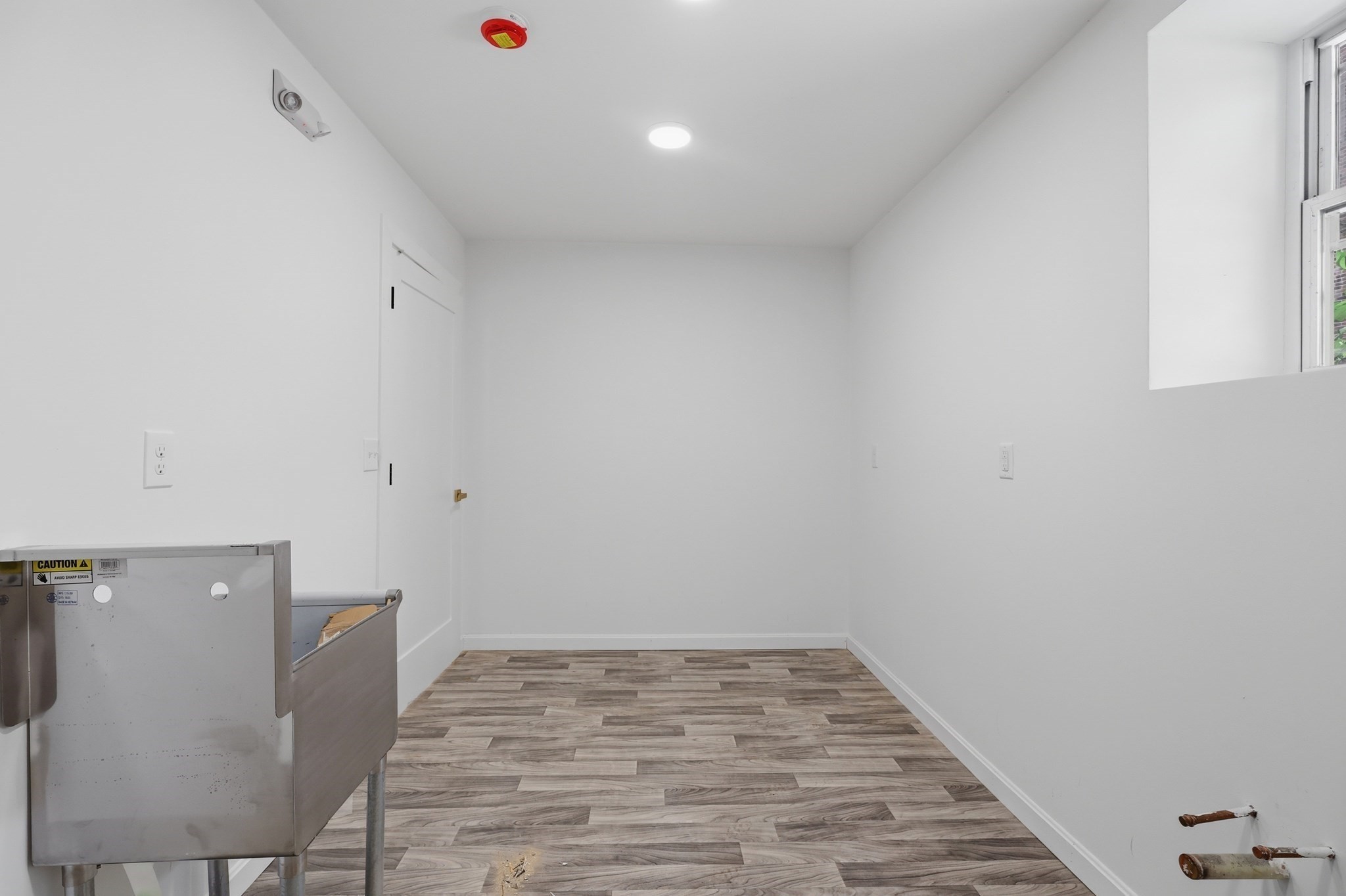 649 Main St, Waltham, MA 02451 - Image 23