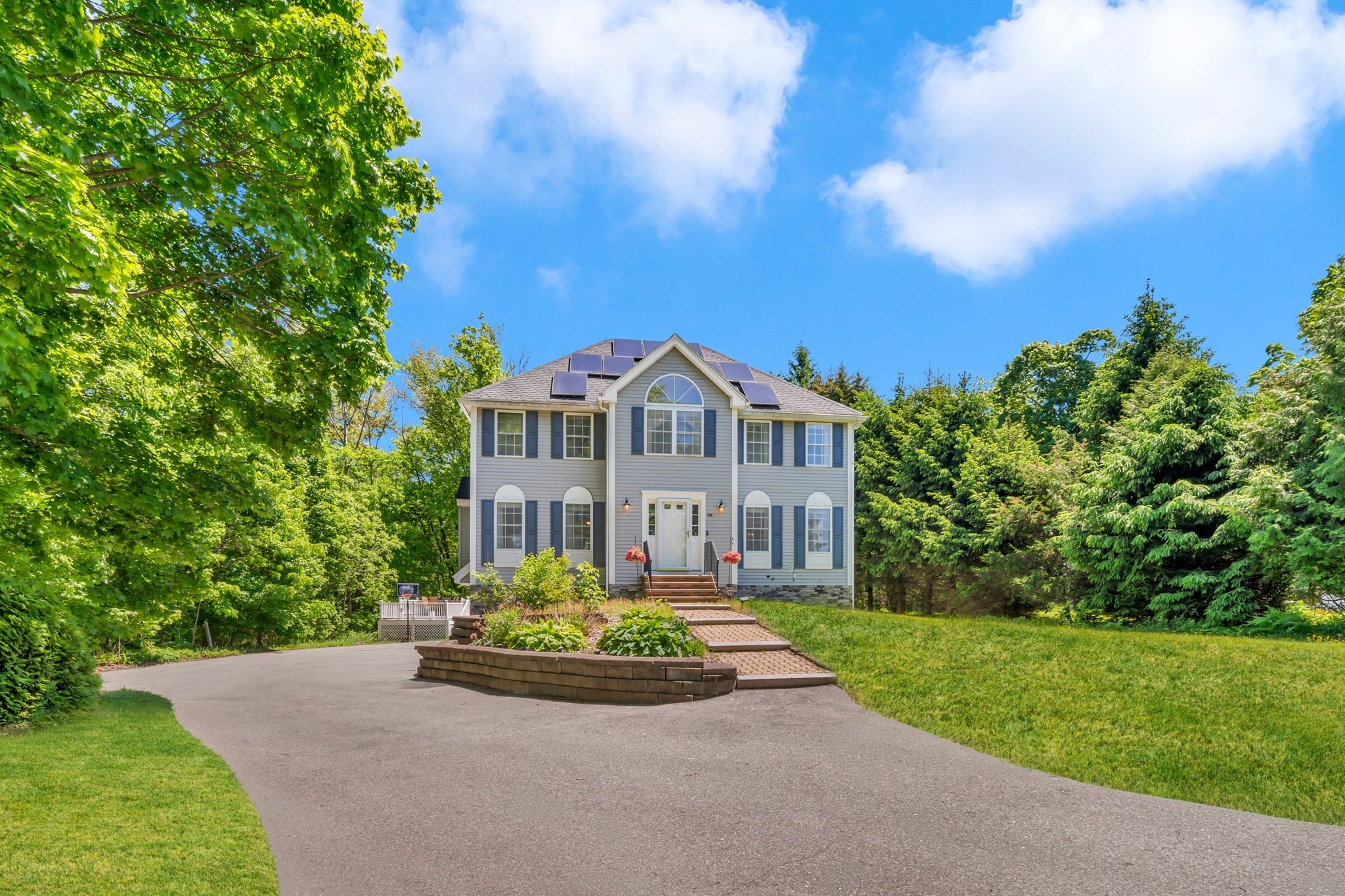 257 Howe St, Methuen, MA 01844
