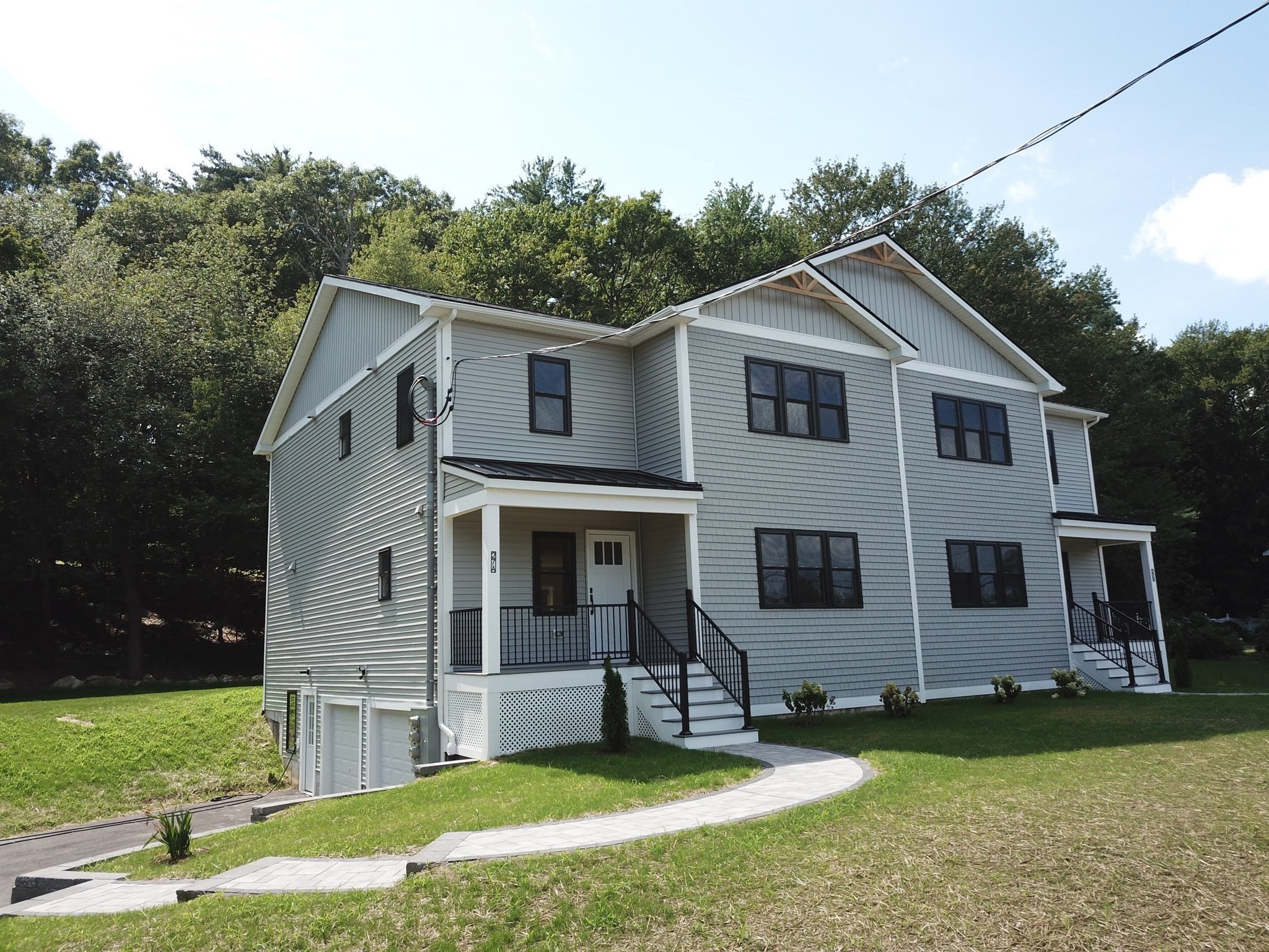 27 Rollins Unit A, Groveland, MA 01834