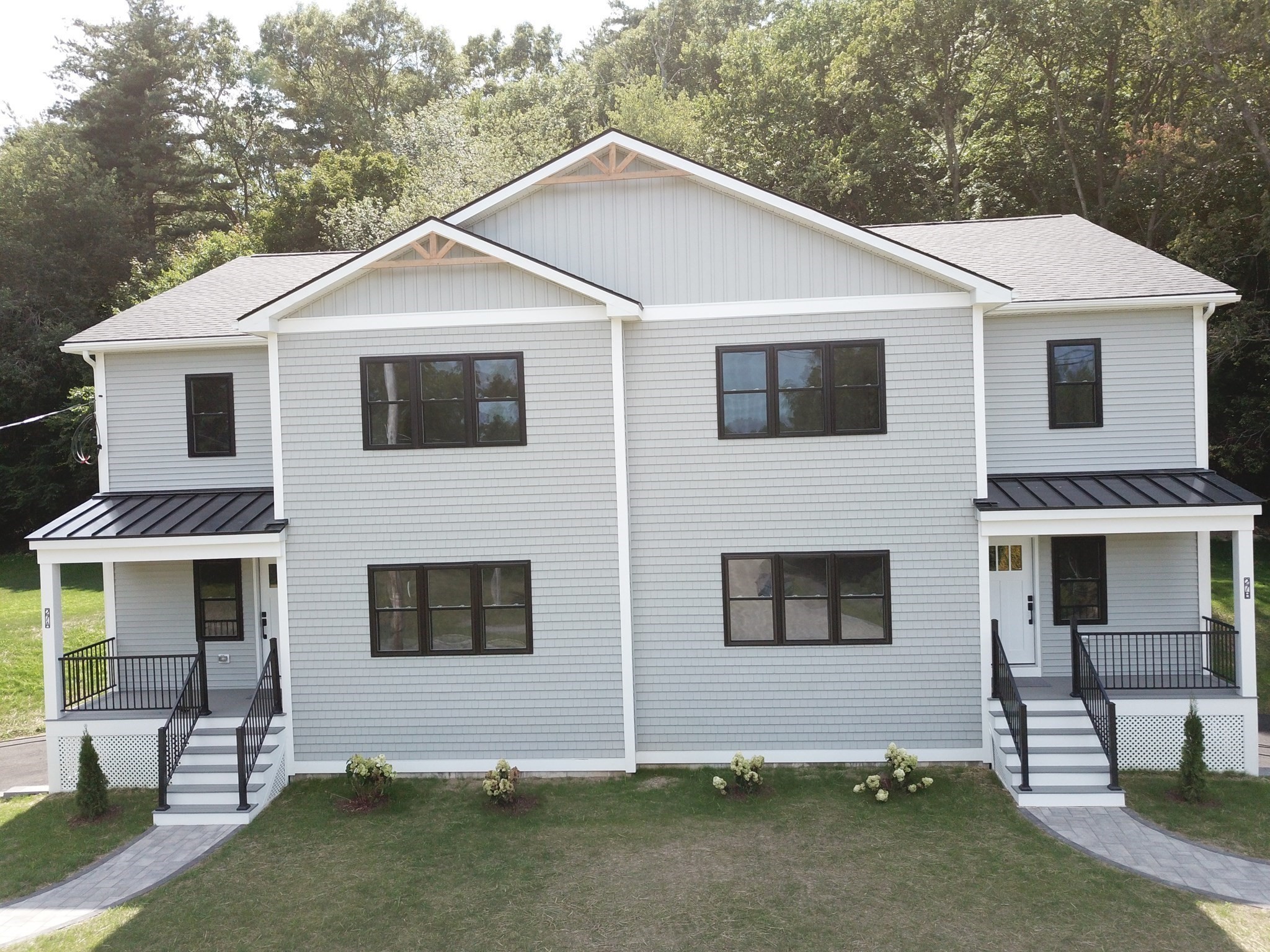 27 Rollins Unit B, Groveland, MA 01834