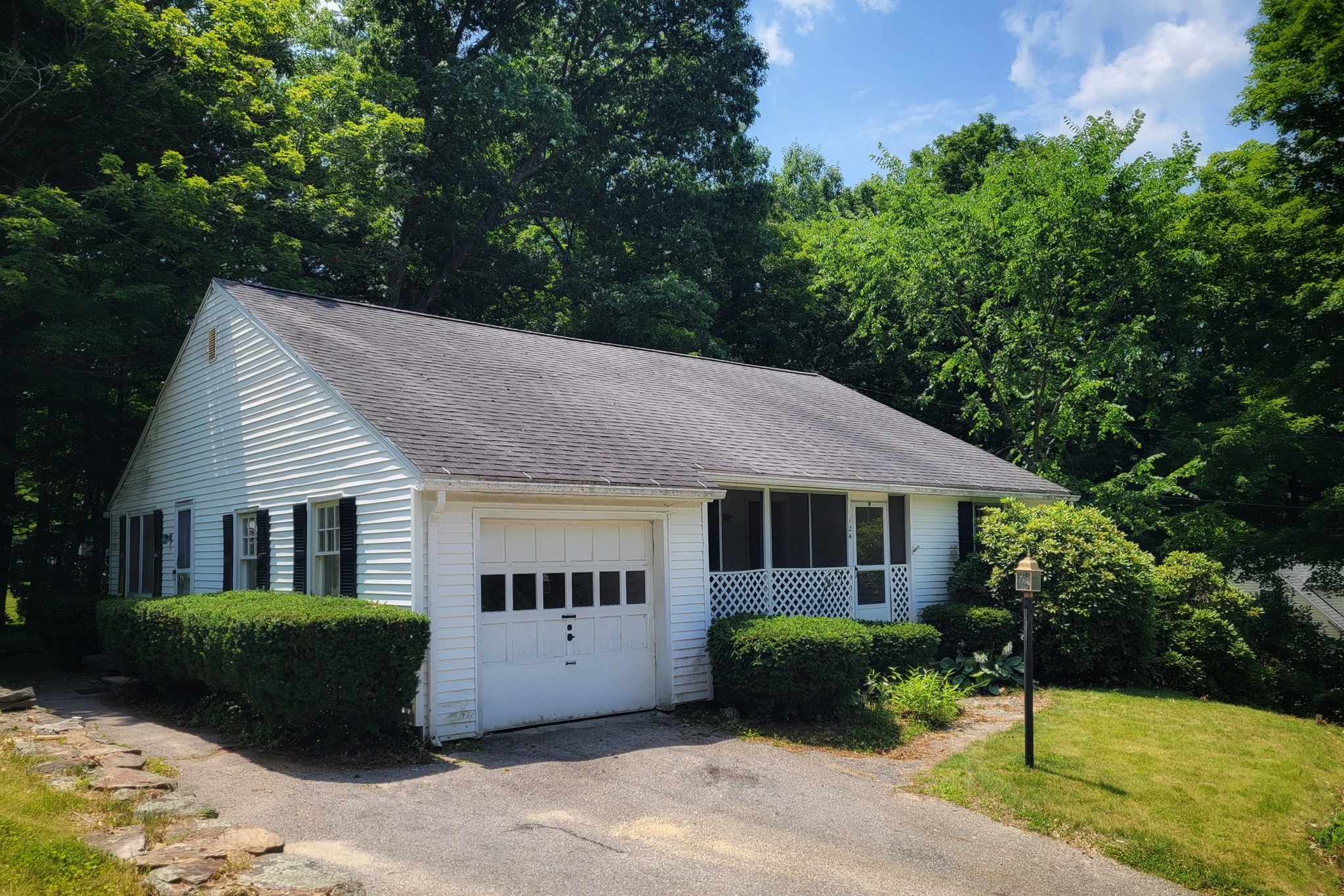 124 Burbank Ave, Warren, MA 01083