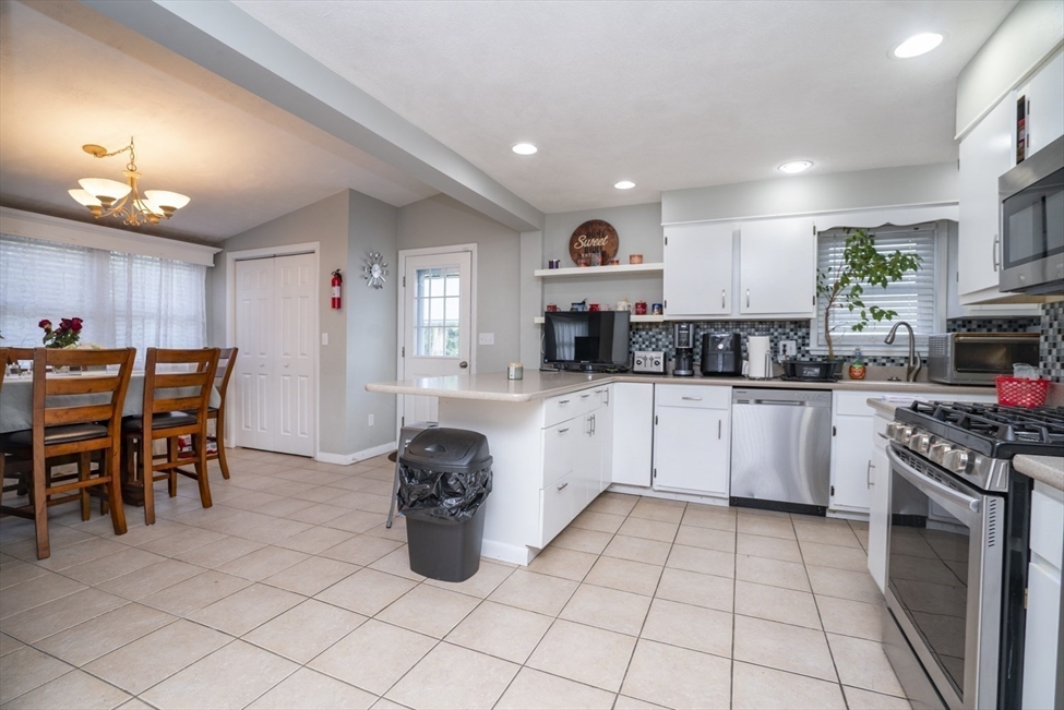 3 Winnegance Ave, Peabody, MA Image 15