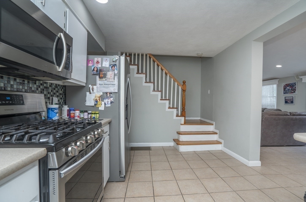 3 Winnegance Ave, Peabody, MA Image 16