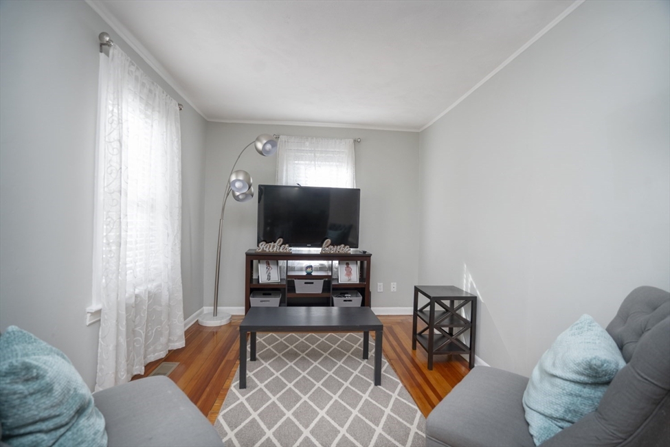 3 Winnegance Ave, Peabody, MA Image 5