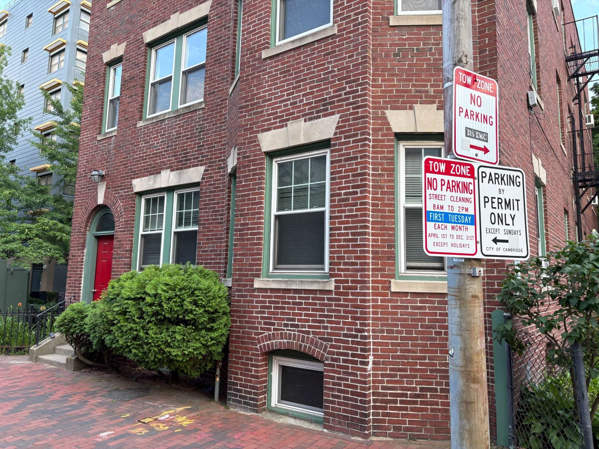 252 Harvard St Unit 1, Cambridge, MA 02139