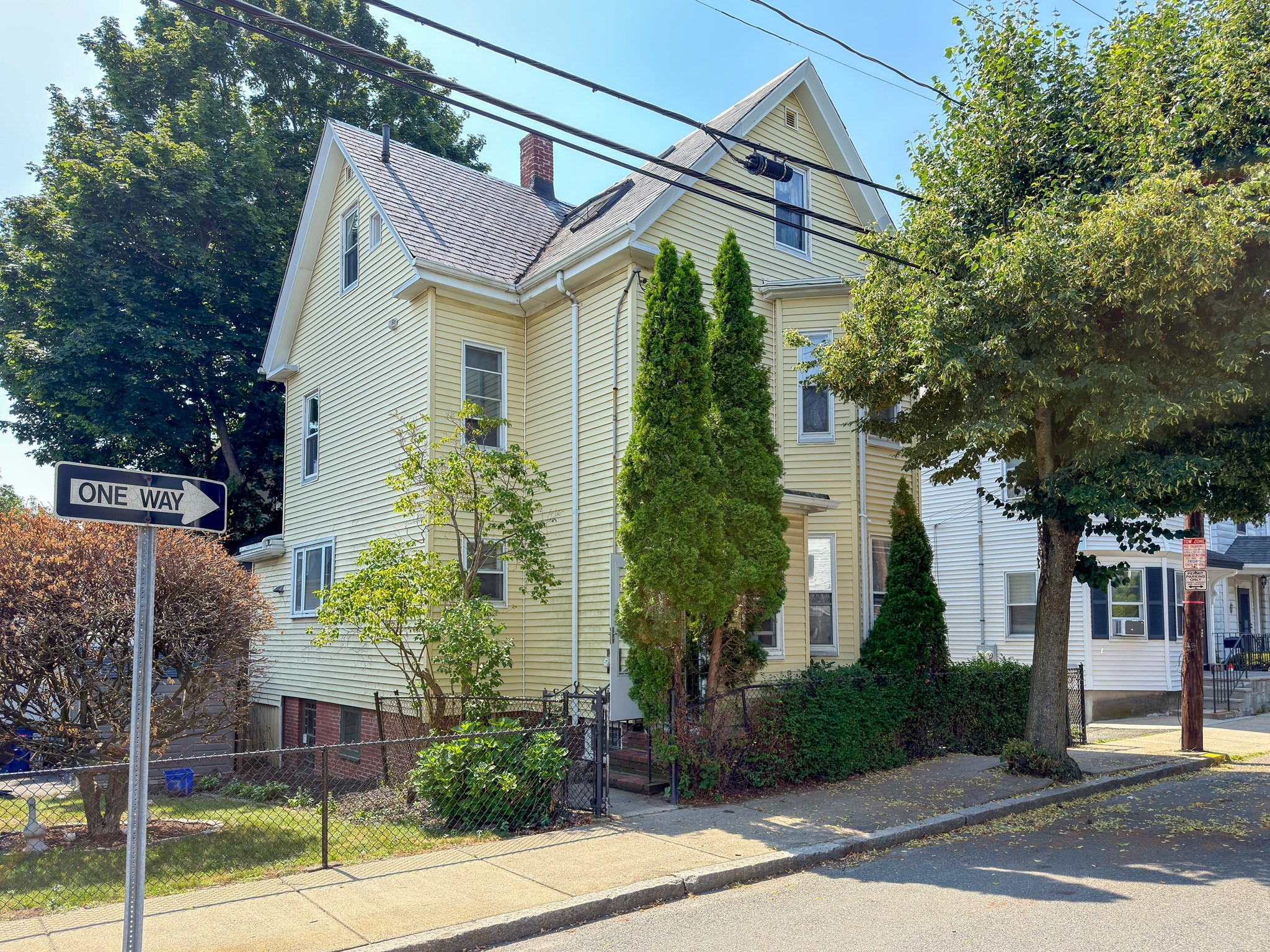 29 Wigglesworth St, Somerville, MA 02145