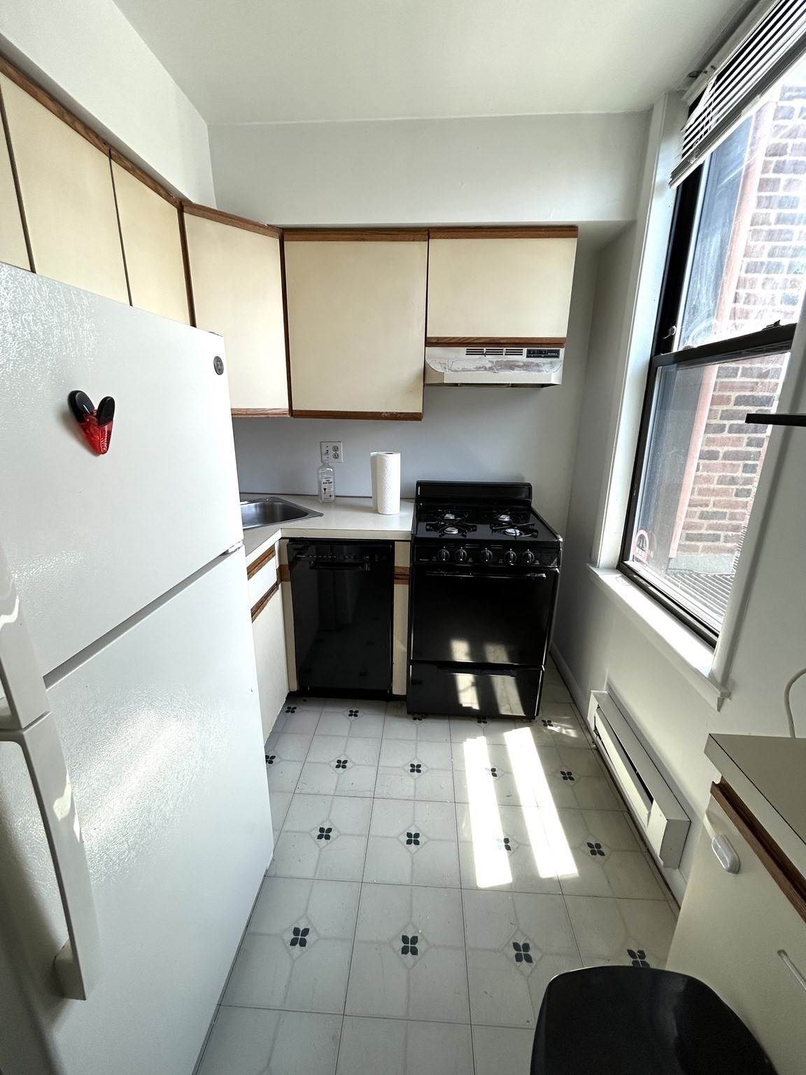4 Commonwealth Ct Unit 17, Brighton, Boston, MA 02135 - Image 3