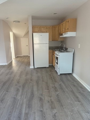 3 Sunderland Street, Apt 6