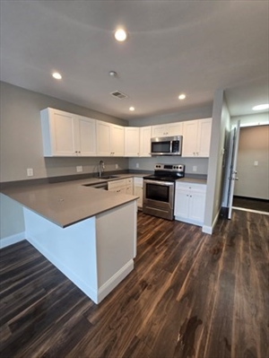 67 Shepard Street, Apt 10