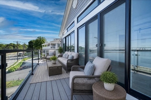103 Dorchester St, Apt 2